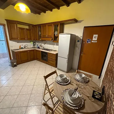 דירה Aosta 3 פארמה